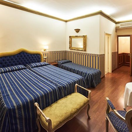บาร์เบรินี สวีท Hotel โรม ภายนอก รูปภาพ