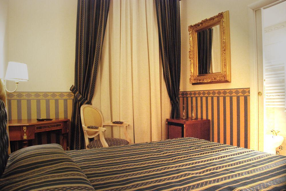 บาร์เบรินี สวีท Hotel โรม ภายนอก รูปภาพ