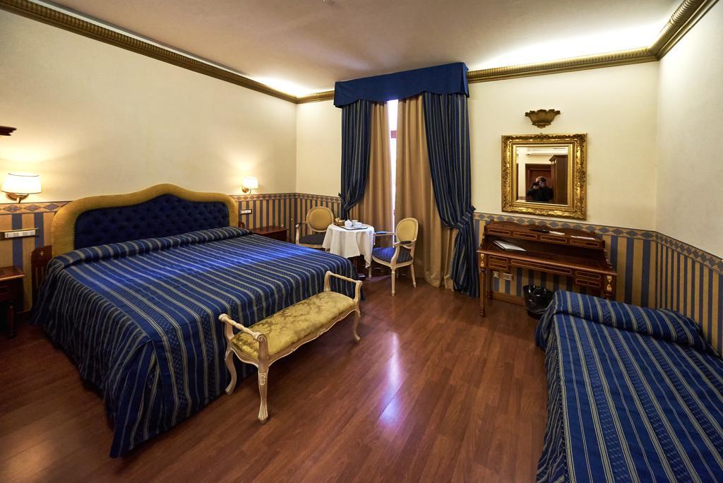 บาร์เบรินี สวีท Hotel โรม ภายนอก รูปภาพ